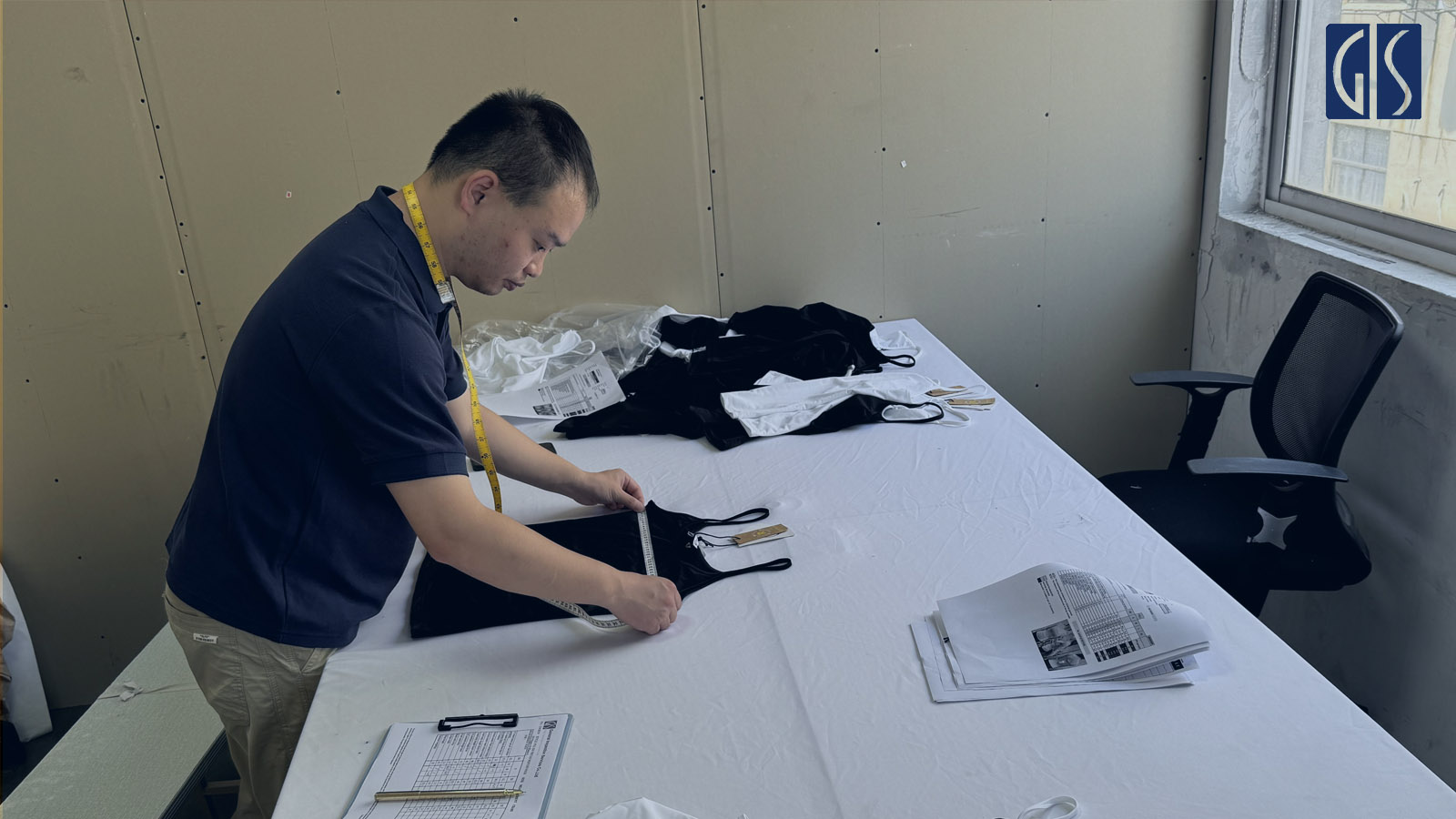 第三方服装验货-小背心检验