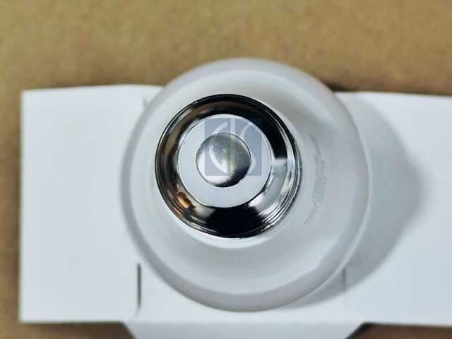 light bulb quality inspection